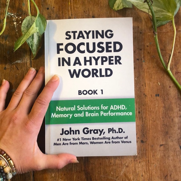 Staying Focused In A Hyper Workd Book 1, John Gray - Picture 1 of 3
